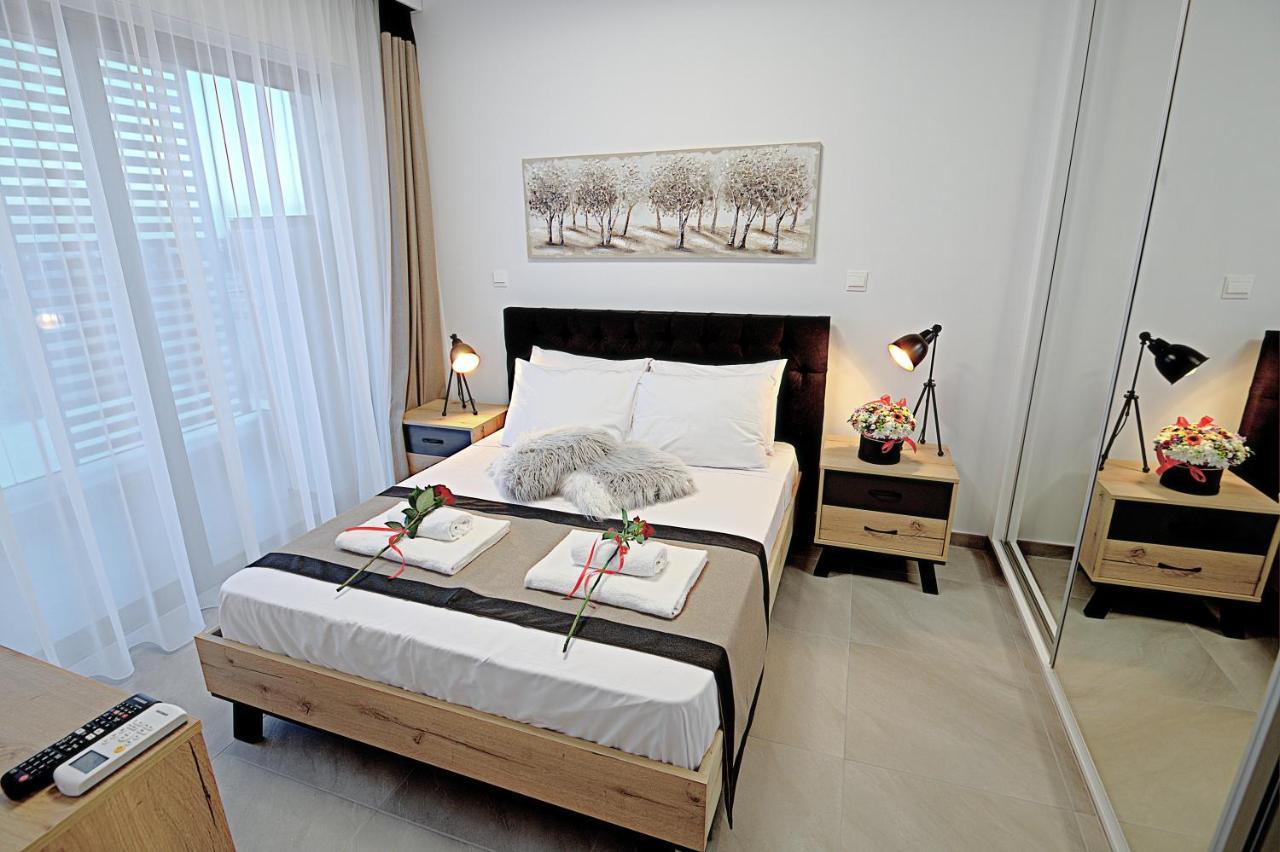Golden Tree Apartment Paralimni Luaran gambar